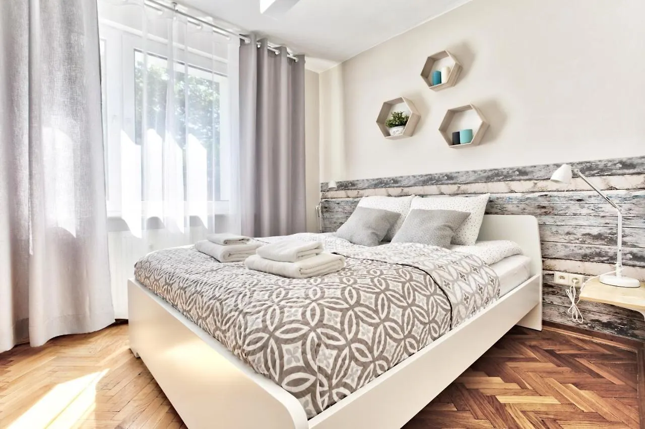 קרקוב Tyzenhauz Apartments Lobzowska Street